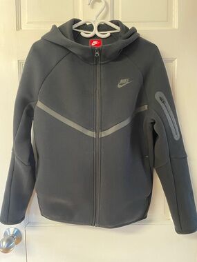 Nike Tech Full-Zip Fleece Windrunner black jacket women’s size XL men’s size L